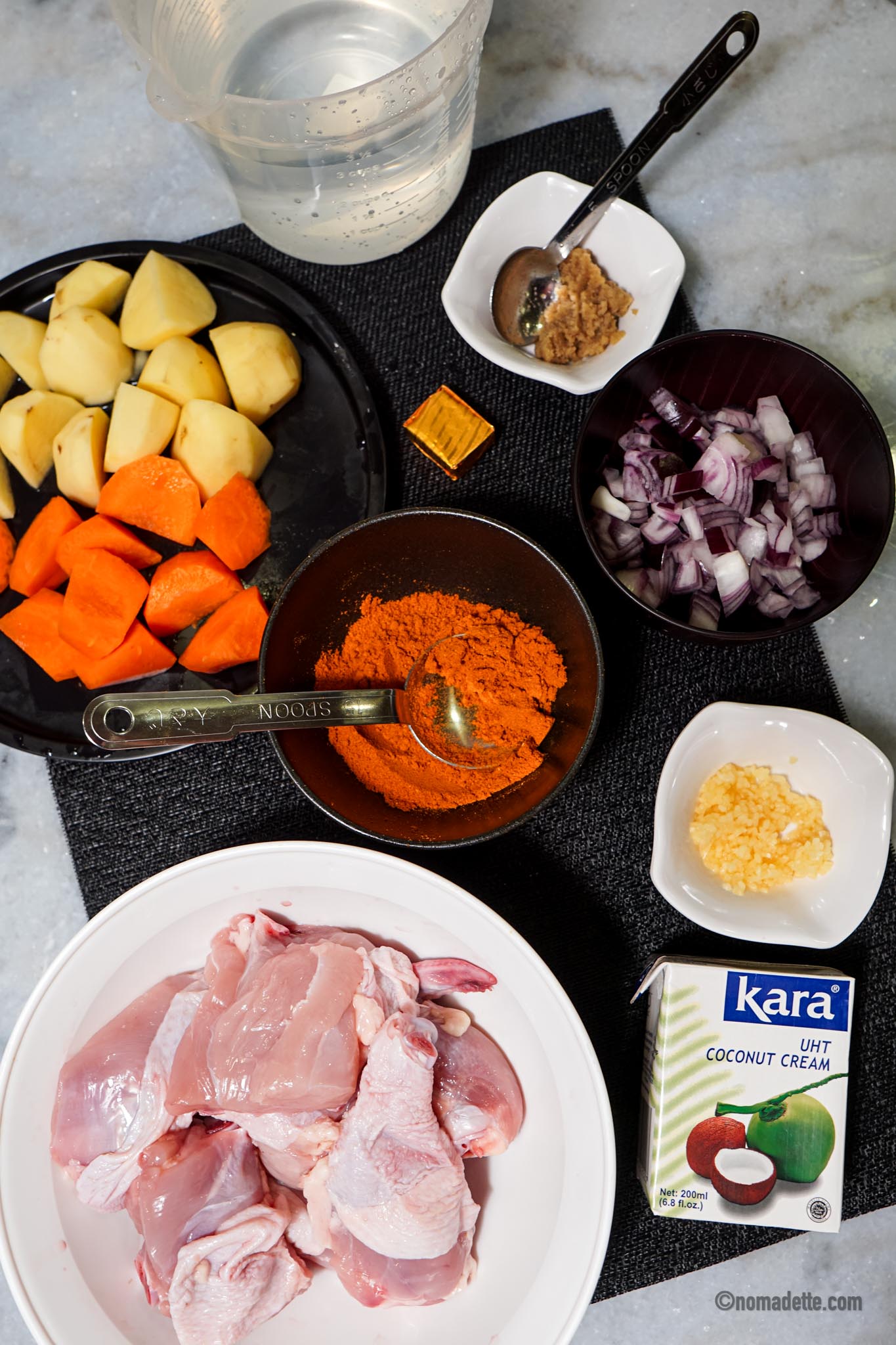 Minimal ingredients for Chicken Curry 