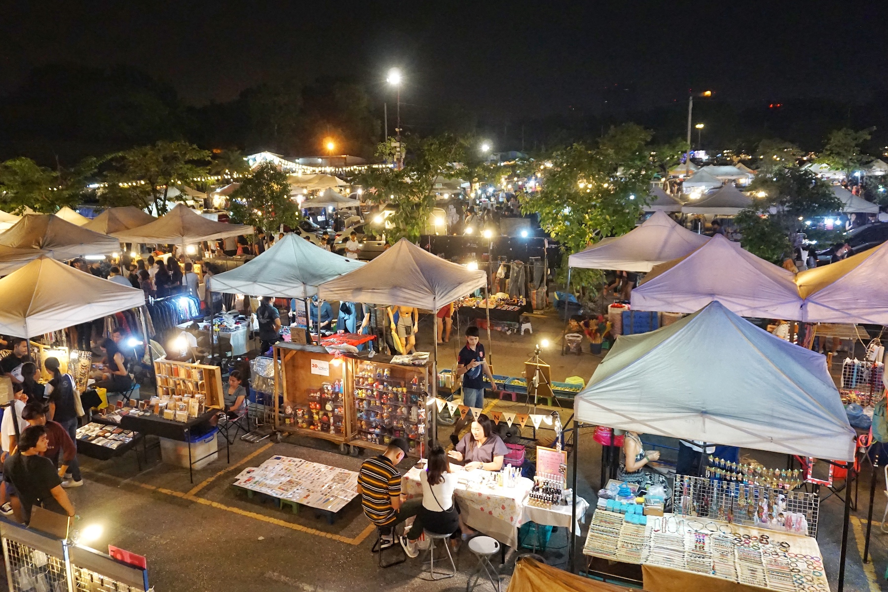 Planning a visit to Chatuchak? Go to JJ Green Instead