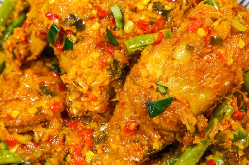 Pad Phet Gai | Thai Spicy Chicken Stir Fry