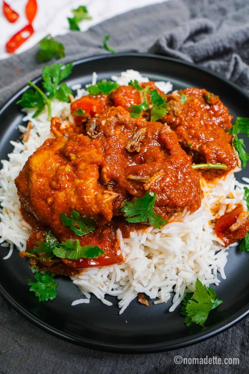 Palestinian Maqluba (Upside Down Chicken and Rice) - Nomadette