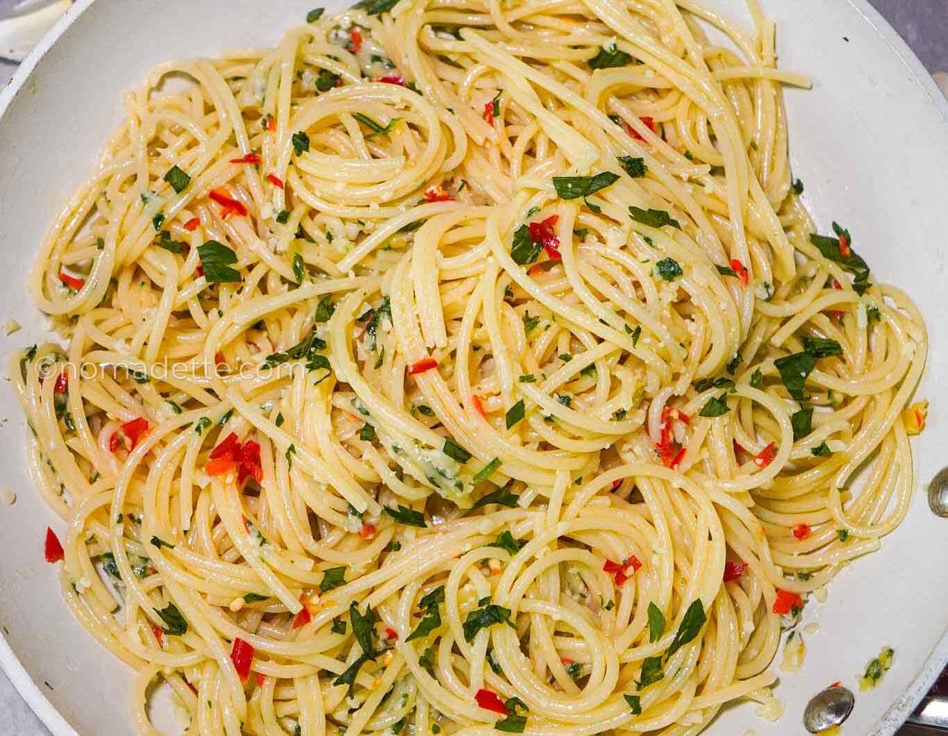 Singapore-Style Spaghetti Aglio Olio