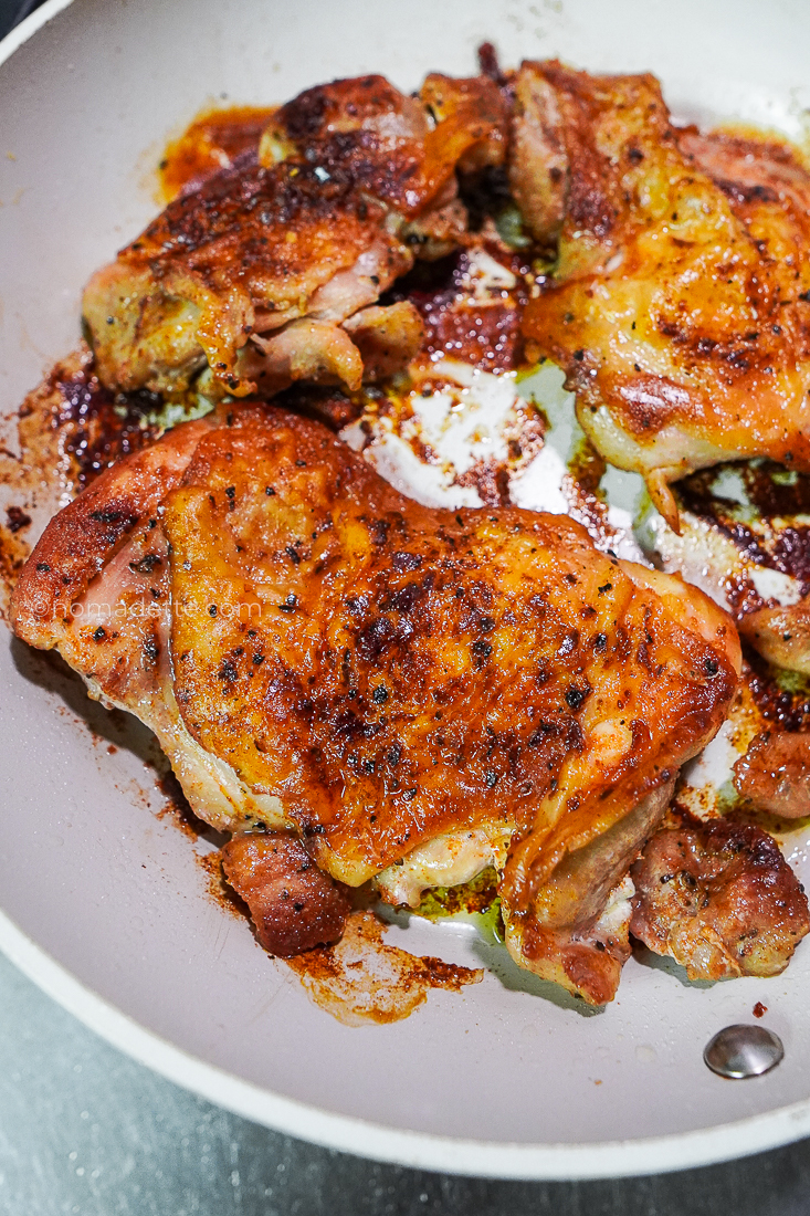 How to Cold Sear Chicken Thighs (The Crispiest Skin With No Oil!)